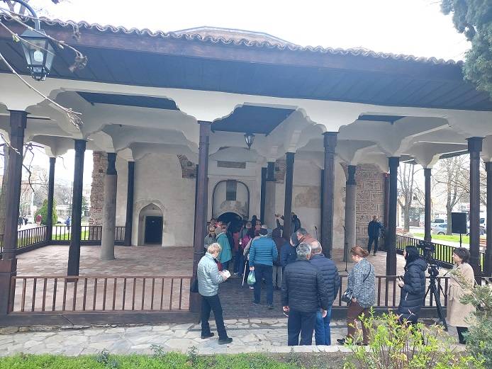 Обновената Куршум джамия в Карлово